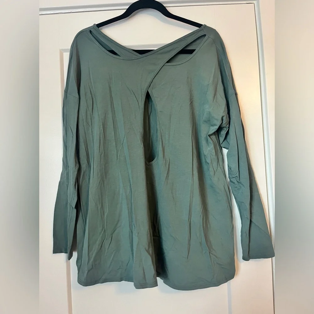 Lululemon Long Sleeve Tee